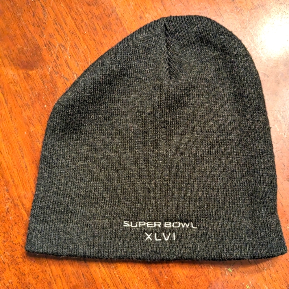 NFL Super Bowl XLVI 46 New England Patriots NY Giants Charcoal Gray Beanie EUC